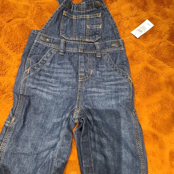 Kids Gap overralls - Picture 1 of 6